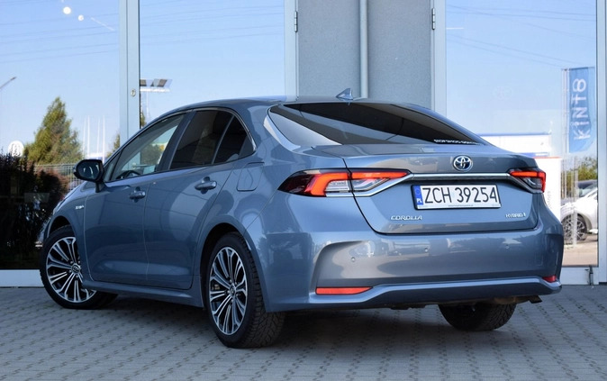 Toyota Corolla cena 86900 przebieg: 145301, rok produkcji 2019 z Ślesin małe 232